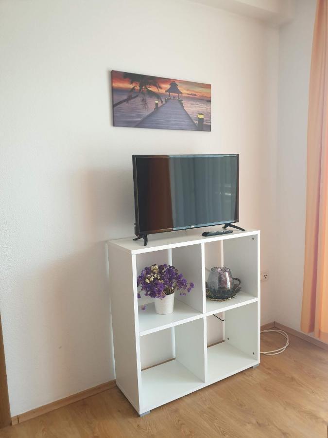 Apartment Perica Omis Exterior photo