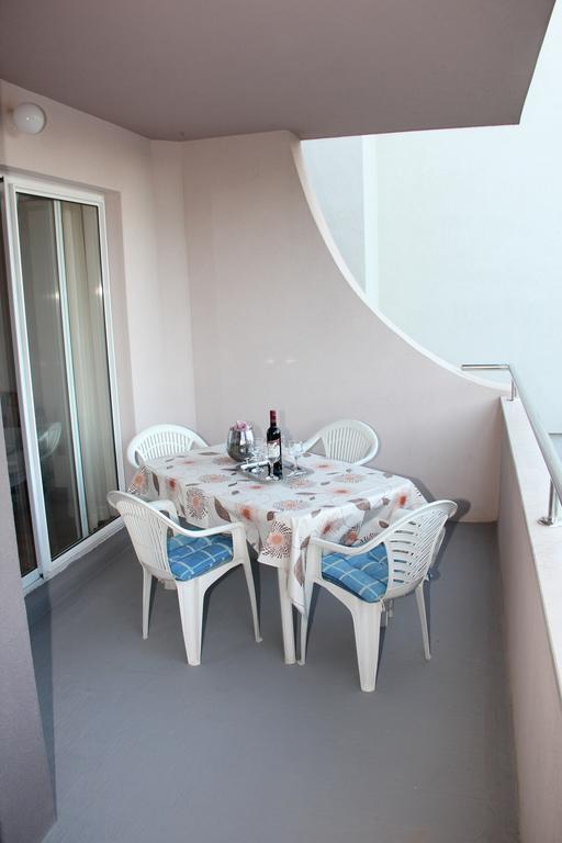 Apartment Perica Omis Room photo
