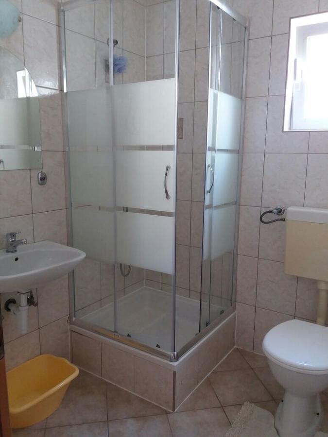 Apartment Perica Omis Exterior photo